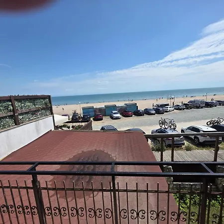 Madi Penzion Vama Veche